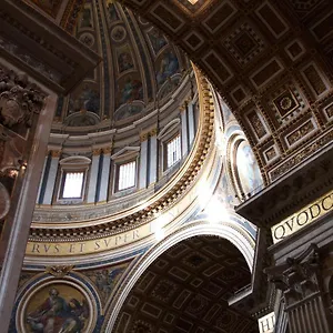 https://vaticans-apartment.it-romehotels.com